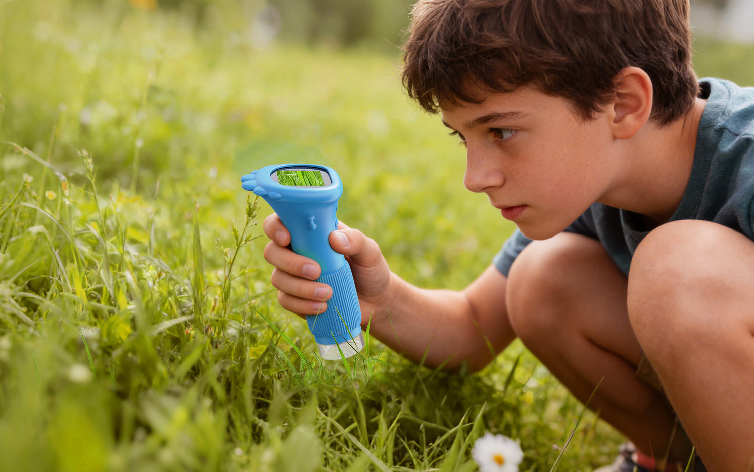 Real Discovery Starts with the Ashfly Kids Microscope